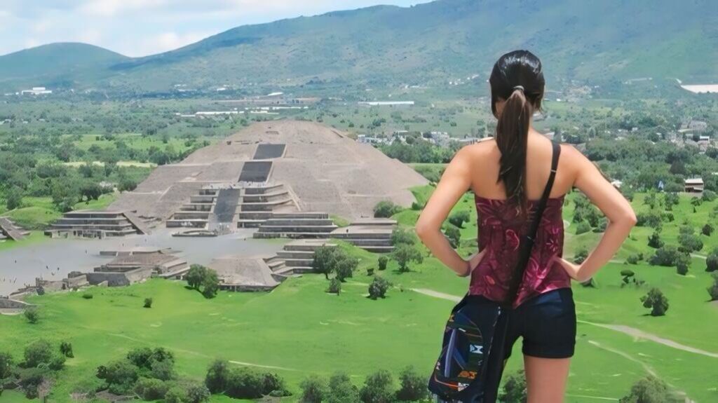 piramide de mexico paisaje